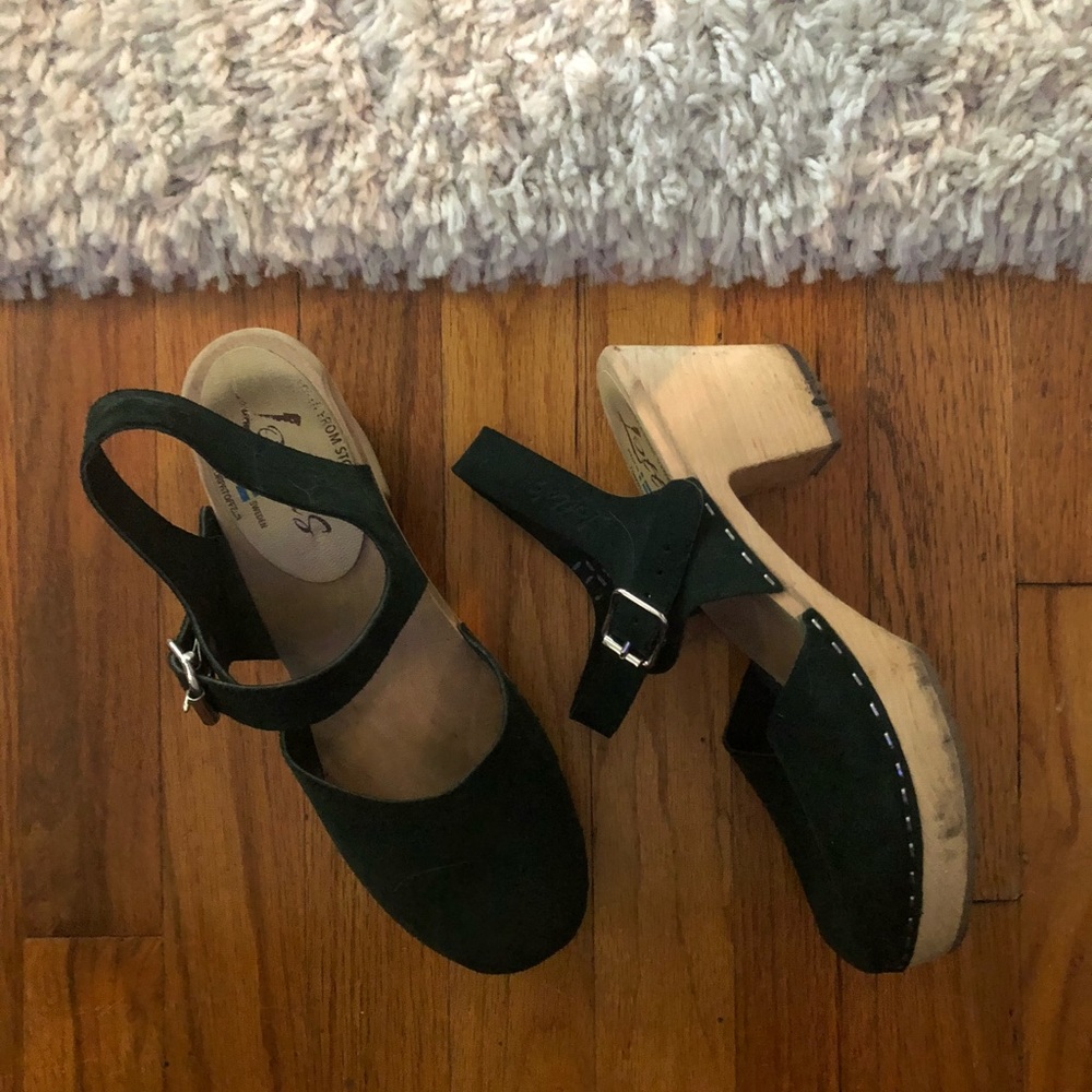 Rare green suede platform sandals